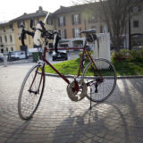 Il gusto di pedalare una bici divenuta unica